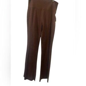 NWT Vuori halo slim flare pants Size L